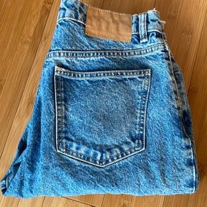ZARA MOM Jeans- Super Cute!